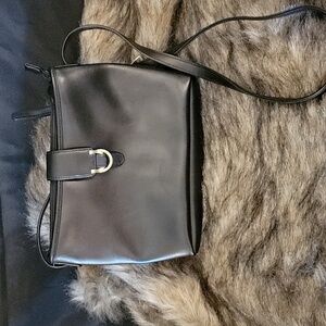 Liz Claiborne Black Leather Crossbody Bag